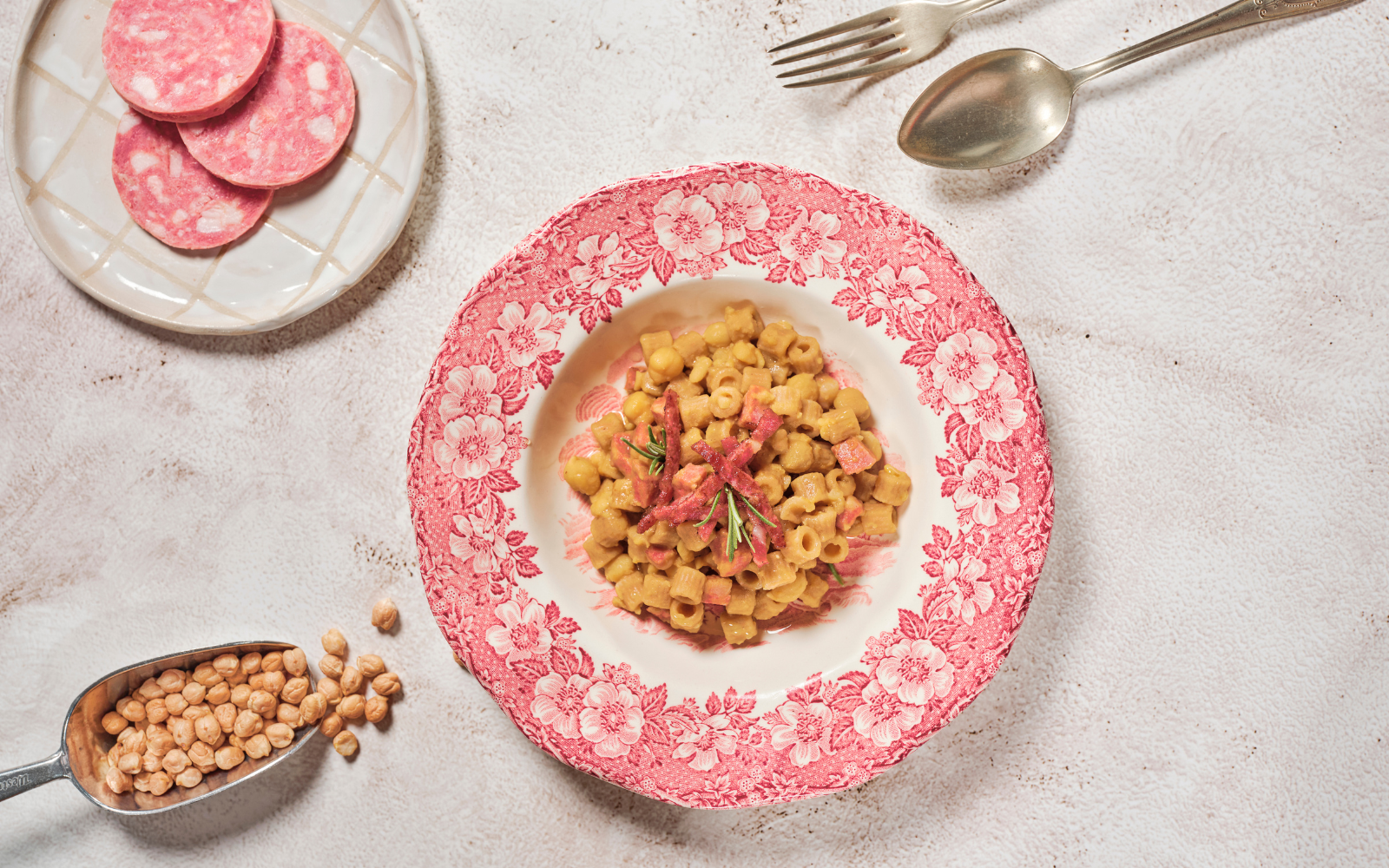 Copertina Pasta, ceci e Salame Cotto Materi?n